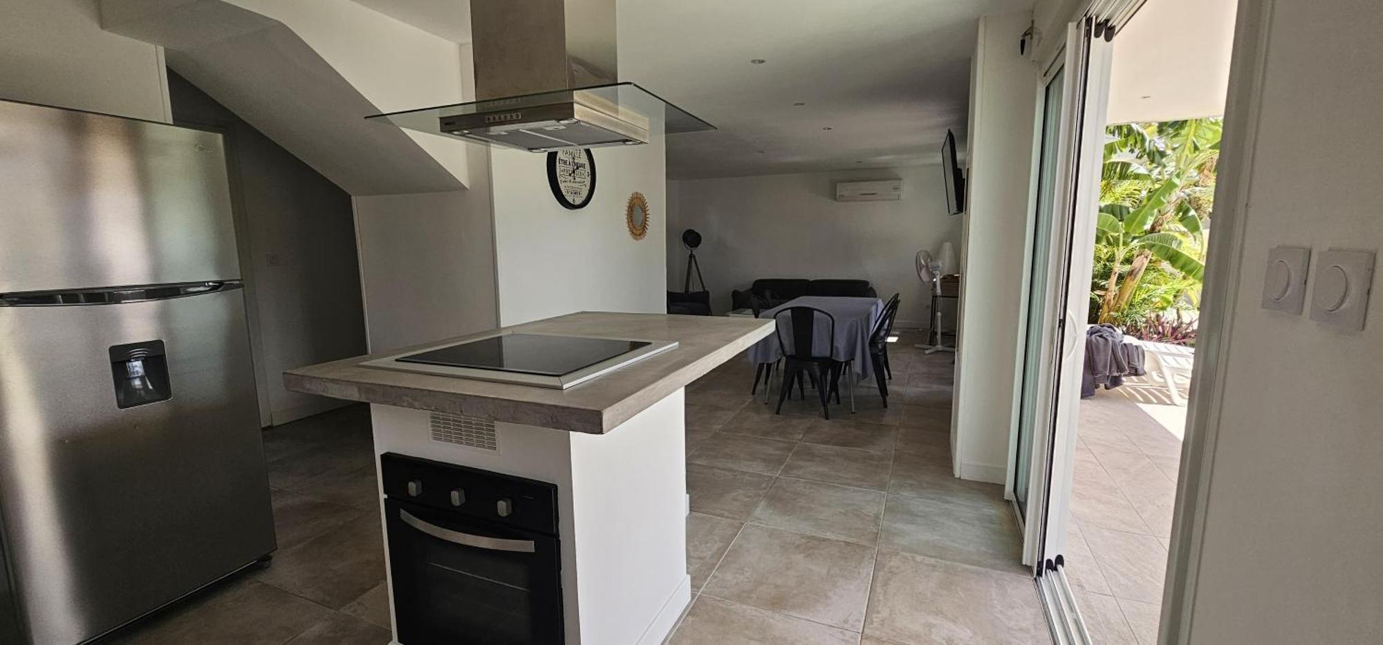 Villa Soleil L'Etang-Sale Luaran gambar